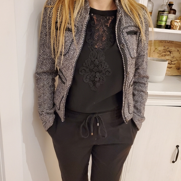 Jacket - Picture 3 of 4